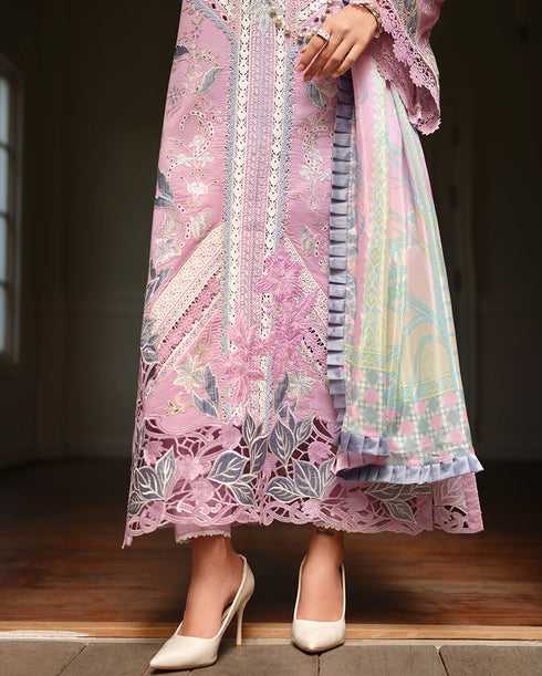 Mushq Amoi Luxury Lawn – Endless Love