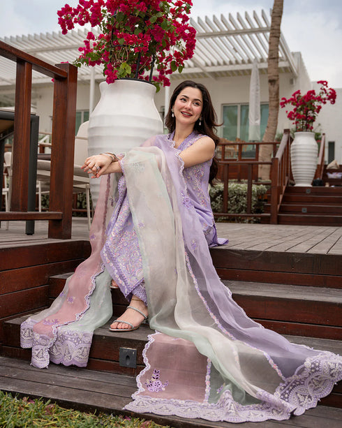Faiza Saqlain X Hania Aamir Luxury Lawn 2026 | Suela