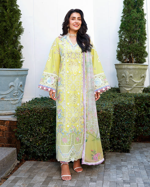 Mushq Amoi Luxury Lawn – Tender Whisper