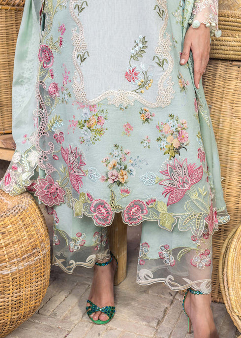 Saira Shakira| Winter Unstitched 25’| ESME 3-B